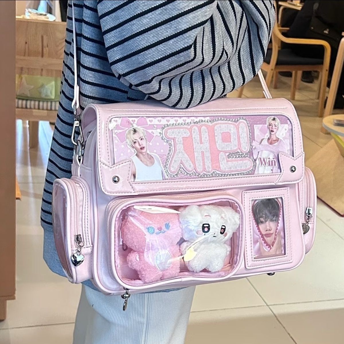 Women Doll Show Ita Bag Fashio - Interior Design School review and price